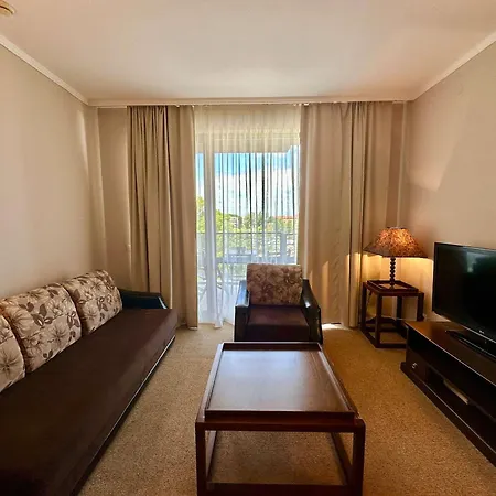 Modern In Royal شقة *