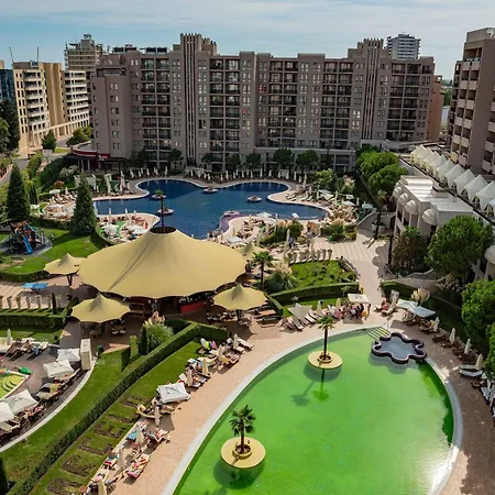 Modern In Royal Апартамент *
